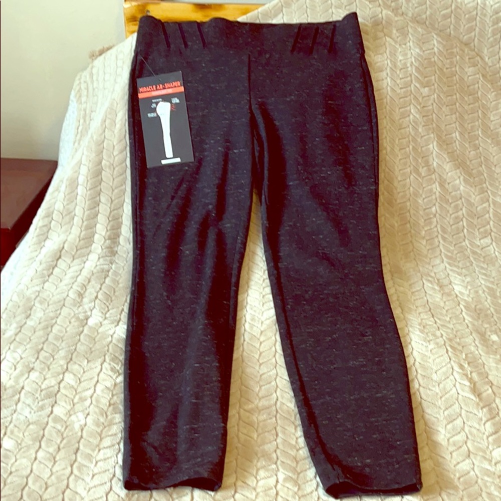 Miracle AB-Shaper leggings.